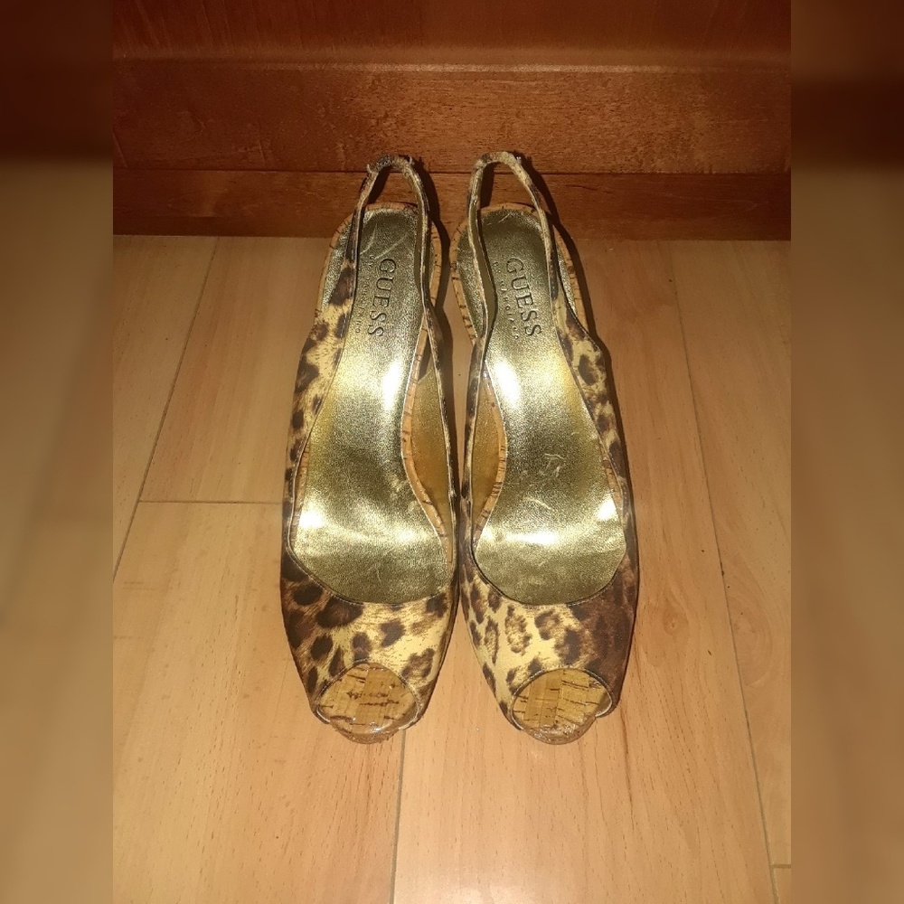 ❌❌SOLD❌❌Guess Leopard Slingback Heel Size 7M - Picture 3 of 8